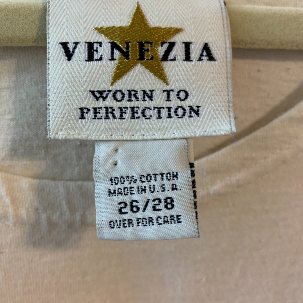 Venezia Women's Oatmeal Color T-Shirt, Size 26/28 - Picture 5 of 5